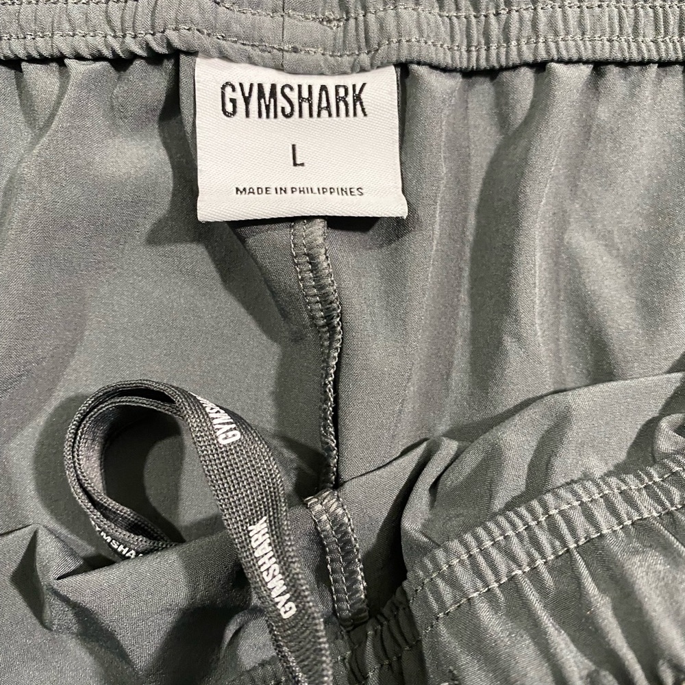 GYMSHARK Slim Fit Lightweight Mens Joggers - Picture 5 of 6